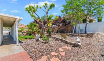 16501 Menahka Rd, Apple Valley, CA 92307