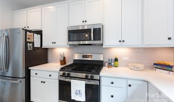 2254 Electric Ln, Charlotte, NC 28205