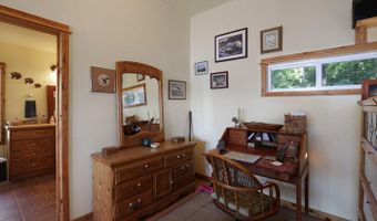 812 Pine Cove Rd, Bayview, ID 83803