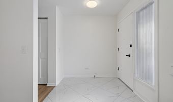 6 W Cypress St, Arlington Heights, IL 60005