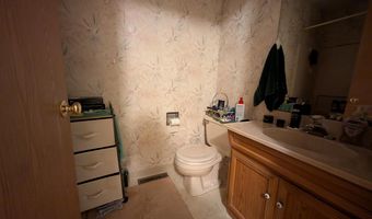 241 FLINT HILL Rd, Alburtis, PA 18011