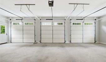 180 Laurel Ridge Ln, Ball Ground, GA 30107