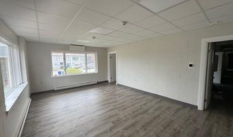 399 Hope St, Bristol, RI 02809