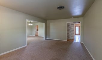 1307 Lincoln St, Alice, TX 78332