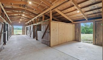 129 Littell Rd, Aliquippa, PA 15001