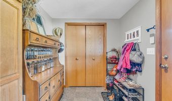 1372 Earhart Ave, Akron, OH 44320