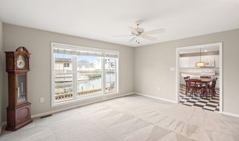 262 Evergreen Dr, Bayville, NJ 08721