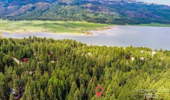 108 Panorama Dr, Cascade, ID 83611