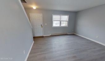 26 Sand St B, Albany, NY 12209