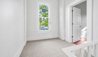 407 W Main St, Blue Mountain, MS 38610