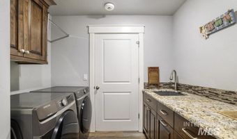 909 Milner St, Buhl, ID 83316