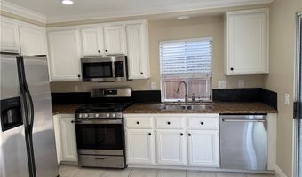 4 Sherrelwood Ct, Aliso Viejo, CA 92656