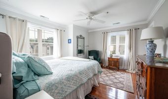 46 Stetson Pl 46, Danbury, CT 06811