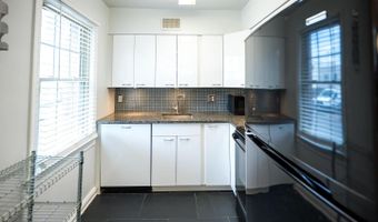 2805 ARLINGTON Blvd, Arlington, VA 22201