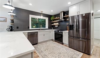 1320 OWENS Rd, Auburn, AL 36830