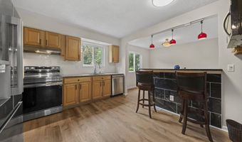 1993 Charmingfare St, Columbus, OH 43228