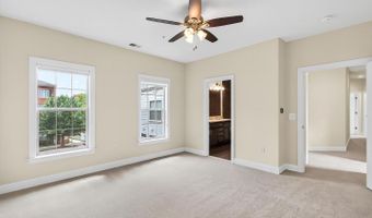 322 N GEORGE MASON Dr, Arlington, VA 22203