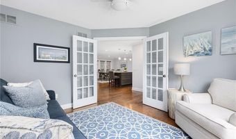 80 Douglas Dr, North Kingstown, RI 02874
