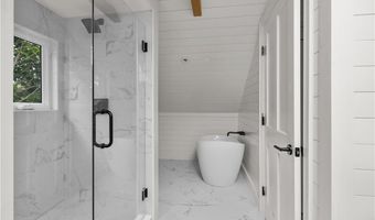 8 Cross St 2, Newport, RI 02840
