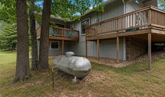 2 Blenheim Ln, Bella Vista, AR 72715