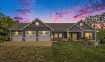 3589 Shoreline Dr, Allegan, MI 49010