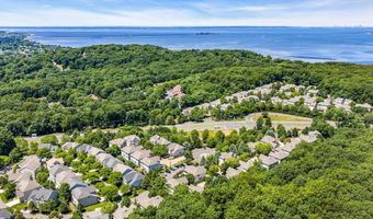 55 Sydney Ct, Atlantic Highlands, NJ 07716
