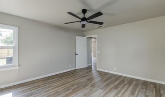 1010 13th St, Abernathy, TX 79311