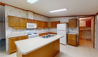 6855 Woodard Rd, Andover, OH 44003