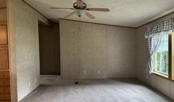 1988 Ohio St, Bangor, ME 04401