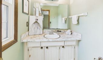 2111 Angie Ln, Anderson, IN 46017