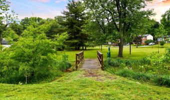 130 GREAT LAKE Dr, Annapolis, MD 21403