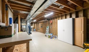 852 Stone Creek Blvd, Ashland, OH 44805