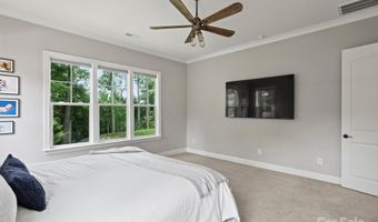 822 River Oaks Ln, Charlotte, NC 28226