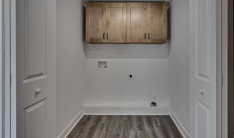 604 Hemlock Dr, Asheboro, NC 27205