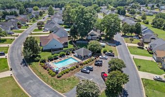 531 Plantation Creek Dr, Boiling Springs, SC 29316