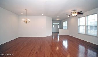 66 Minuteman Cir, Allentown, NJ 08501