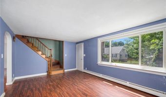 48 Piedmont St, Woonsocket, RI 02895