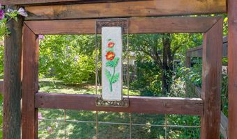 111 Nursery St, Ashland, OR 97520