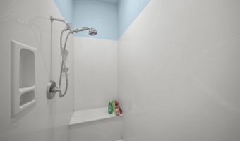 17832 Windsor Ln, Anderson, CA 96007