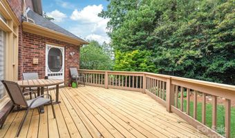8600 Brownes Pond Ln, Charlotte, NC 28277