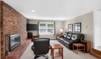 5 Shingle Mill Dr, Canton, CT 06019