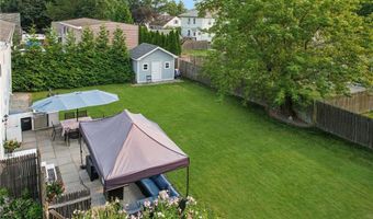 121 Spofford Ave, Warwick, RI 02888