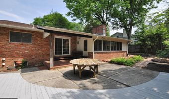 7024 RICHARD Dr, Bethesda, MD 20817