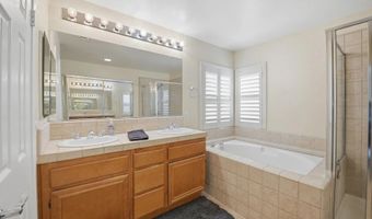 3234 Meadow Grass Ln, Escondido, CA 92027