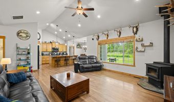 8436 E Snowy Ln, Athol, ID 83801
