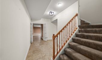 875 Cascades Dr, Aurora, OH 44202