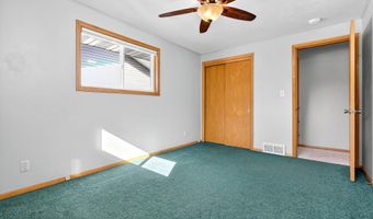 1214 E LINDBERGH St, Appleton, WI 54911