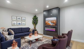 1325 BARNABY Ter SE, Washington, DC 20032