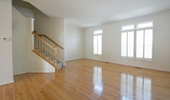 5080 GRIMM Dr, Alexandria, VA 22304