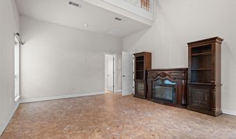 8000 Walnut Dr, Alvarado, TX 76009